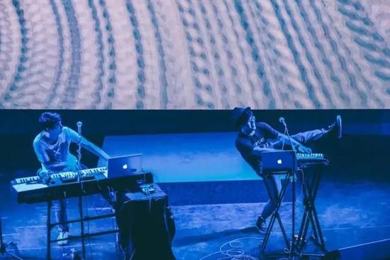 雷磊 不在此時(shí)看世界，獨(dú)立獨(dú)觀獨(dú)為的影視創(chuàng)作